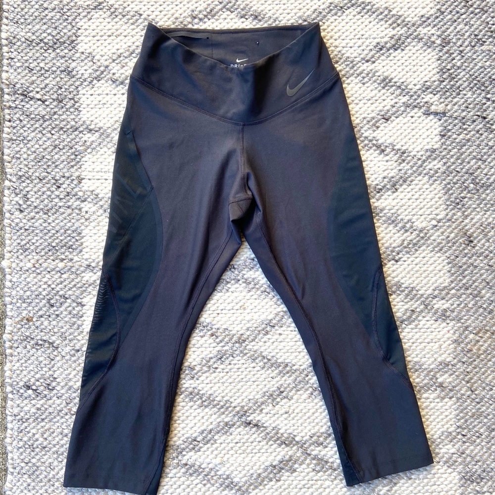 NIKE PERFORMANCE DRI-FIT CROPS